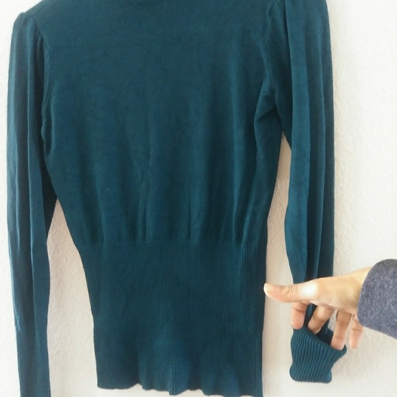 Sweater - Picture 7 of 7